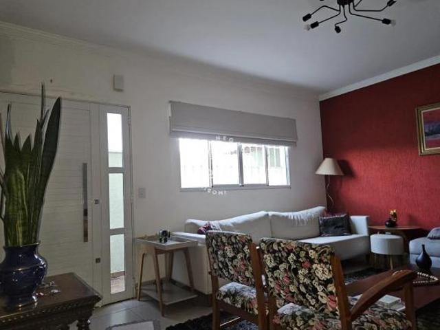 Casa Sobrado com 03 quartos em Jundiaí/SP