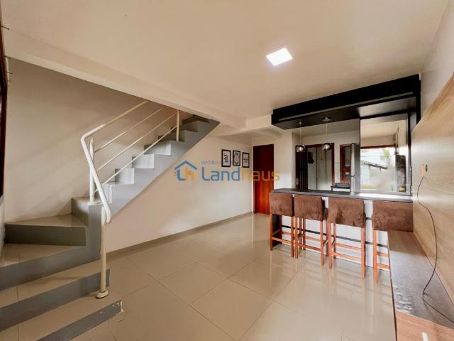 Casa / Sobrado com 2 dormitórios, 1 vaga, 60 m² para alugar por R$ 1.900,00
