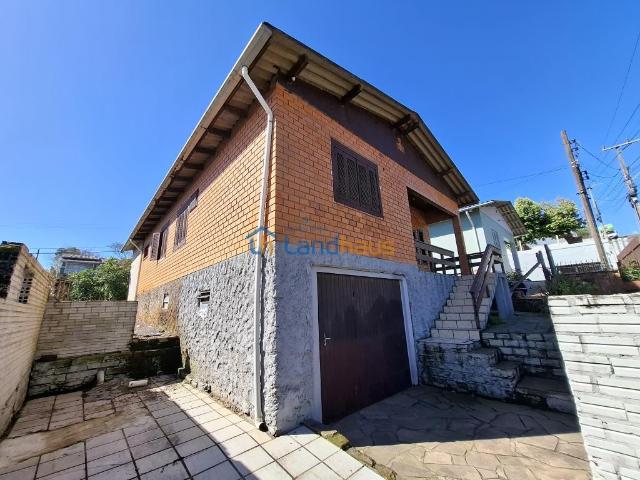 Casa / Sobrado com 3 dormitórios, 1 vaga para alugar por R$ 2.150,00