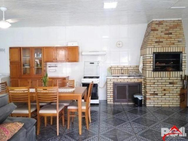 Casa sobrado com 3 dormitorios sendo 1 suite