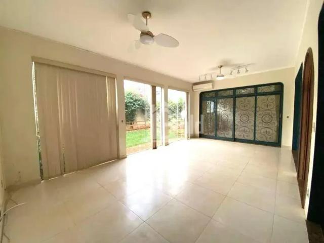 Casa Sobrado com 3 Suítes para alugar, 350 m² por R$ 8.451/mês Alto da Boa Vista Ribeirão Preto/
