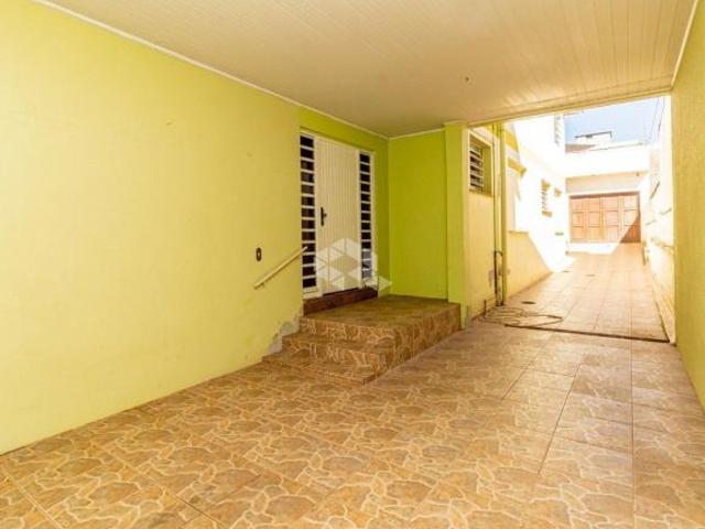 Casa Sobrado com 6 quartos em excelente localização, no bairro São Sebastião
