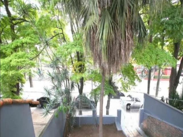 Casa sobrado Comercial a venda 210 area total terreno na avenida vereador José diniz zona sul são