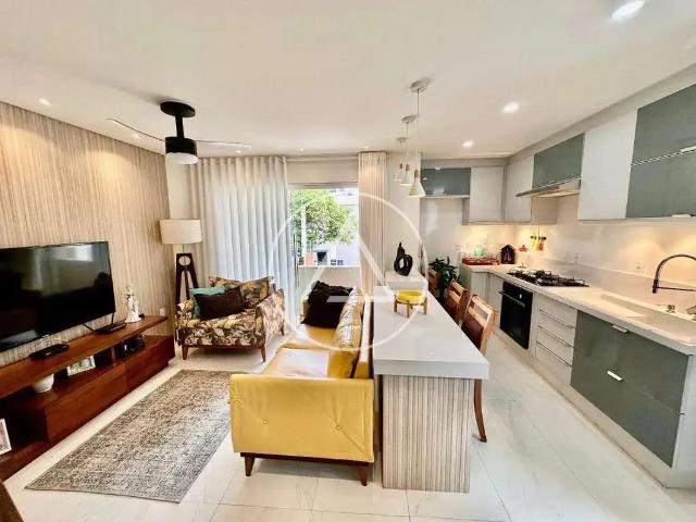 Casa / Sobrado Comercial para Locação em Macaé/RJ Cavaleiros 2 Quartos