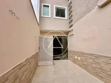 Casa / Sobrado Comercial para Locação em Macaé/RJ Cavaleiros 2 Quartos