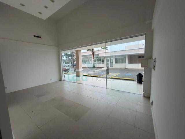 Casa / Sobrado Comercial para Locação em Macaé/RJ Lagoa