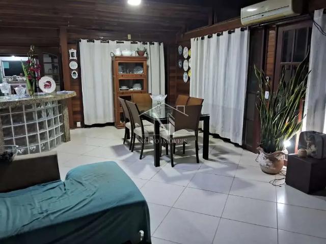 Casa / Sobrado Comercial para Locação em Maricá/RJ Barra de Maricá