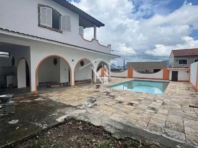 Casa / Sobrado Comercial para Locação em Maricá/RJ Centro