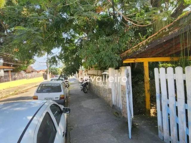 Casa / Sobrado Comercial para Locação em Maricá/RJ Centro 3 Quartos