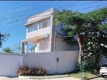 Casa / Sobrado Comercial para Locação em Maricá/RJ São José do Imbassaí 4 Quartos