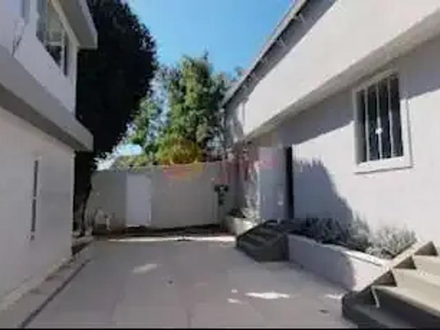 Casa / Sobrado Comercial para Locação em Maricá/RJ São José do Imbassaí 4 Quartos