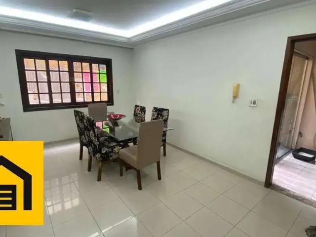 Casa / Sobrado Comercial para Locação em Mauá/SP Vila Dirce 4 Quartos