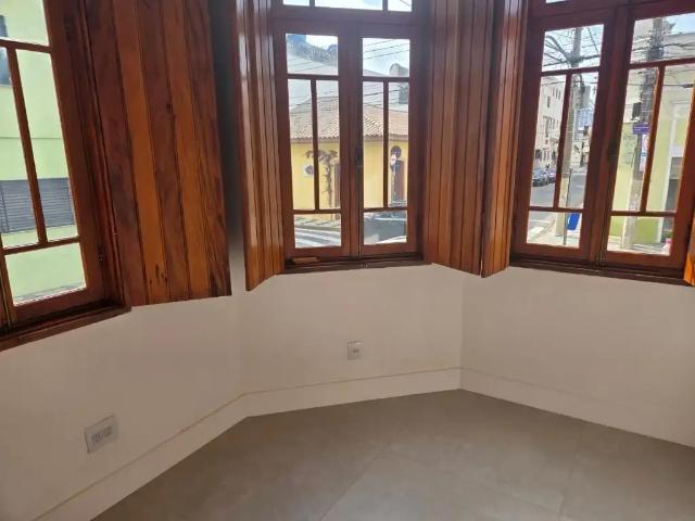 Casa / Sobrado Comercial para Locação em Mogi das Cruzes/SP Centro 4 Quartos