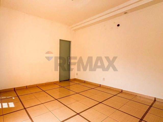 Casa / Sobrado Comercial para Locação em Mogi Mirim/SP Centro 3 Quartos
