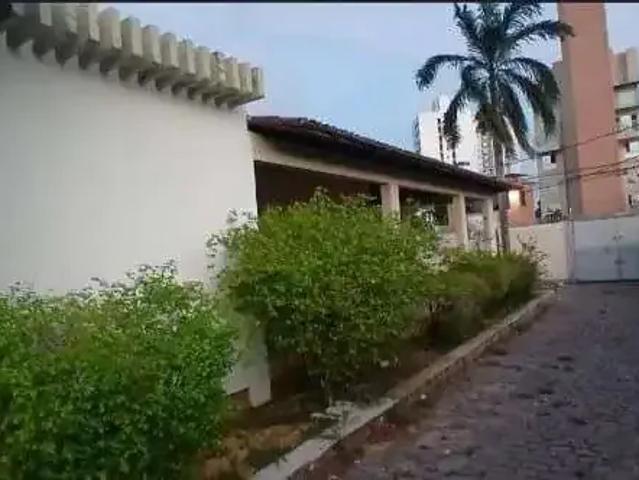 Casa / Sobrado Comercial para Locação em Natal/RN Capim Macio 5 Quartos