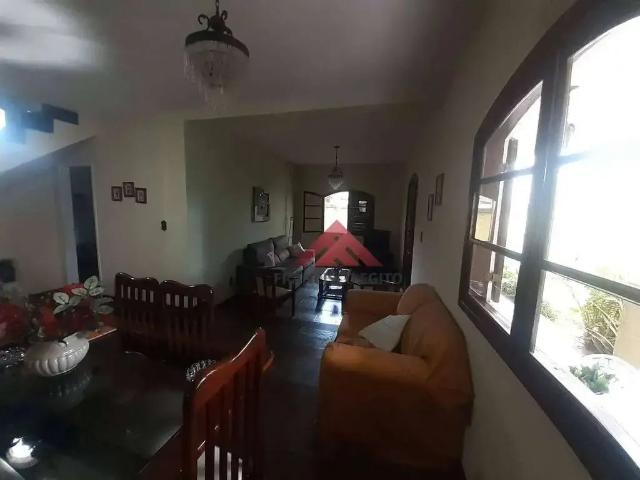 Casa / Sobrado Comercial para Locação em Niterói/RJ Piratininga 4 Quartos