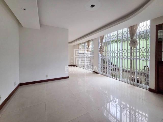 Casa / Sobrado Comercial para Locação em Niterói/RJ São Francisco 4 Quartos