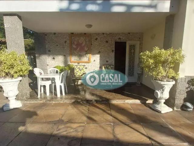 Casa / Sobrado Comercial para Locação em Niterói/RJ São Francisco 6 Quartos