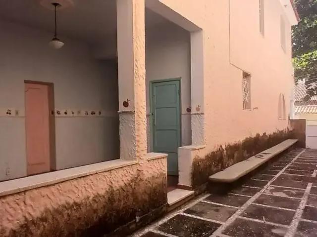 Casa / Sobrado Comercial para Locação em Nova Iguaçu/RJ Centro