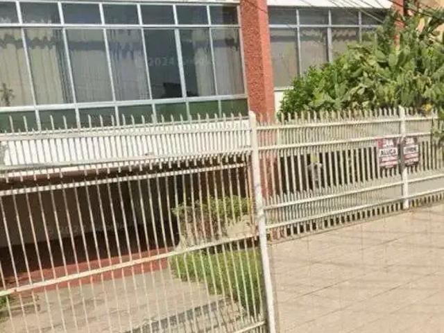 Casa / Sobrado Comercial para Locação em Nova Iguaçu/RJ Centro 5 Quartos