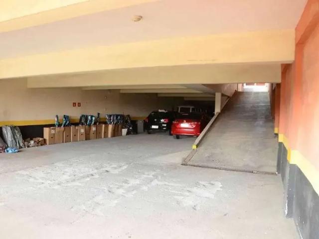 Casa / Sobrado Comercial para Locação em Osasco/SP Jardim das Flores 4 Quartos
