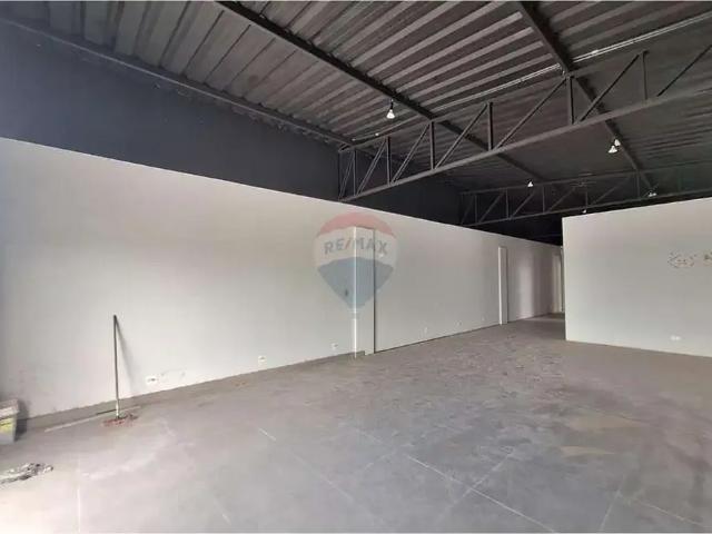 Casa / Sobrado Comercial para Locação em Atibaia/SP Nova Cerejeira