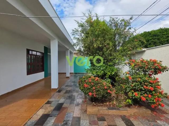 Casa / Sobrado Comercial para Locação em Americana/SP Cariobinha 3 Quartos