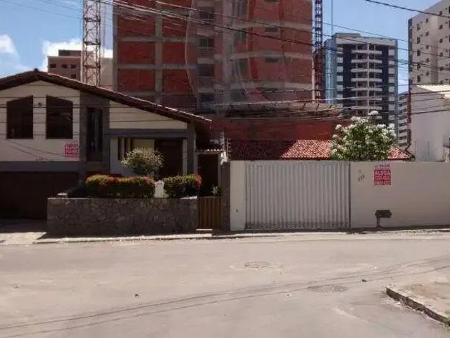 Casa / Sobrado Comercial para Locação em Aracaju/SE Farolândia 3 Quartos