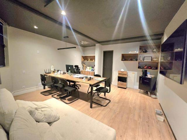Casa / Sobrado Comercial para Locação em Aracaju/SE Farolândia