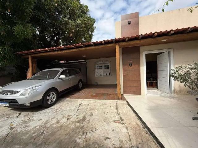 Casa / Sobrado Comercial para Locação em Aracaju/SE Luzia 4 Quartos
