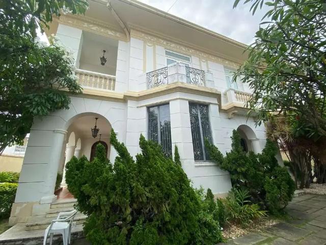 Casa / Sobrado Comercial para Locação em Aracaju/SE São José 5 Quartos