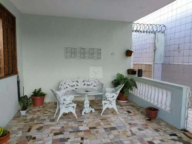 Casa / Sobrado Comercial para Locação em Aracaju/SE Salgado Filho 4 Quartos