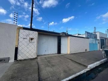 Casa / Sobrado Comercial para Locação em Arapiraca/AL Brasília 3 Quartos