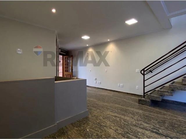 Casa / Sobrado Comercial para Locação em Araras/SP Centro 5 Quartos