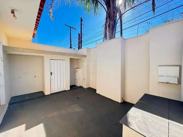 Casa / Sobrado Comercial para Locação em Araraquara/SP Vila Harmonia 4 Quartos