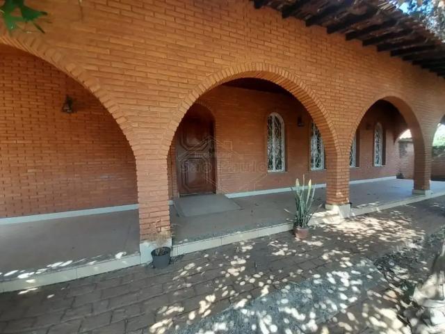 Casa / Sobrado Comercial para Locação em Araraquara/SP Vila José Bonifácio 8 Quartos