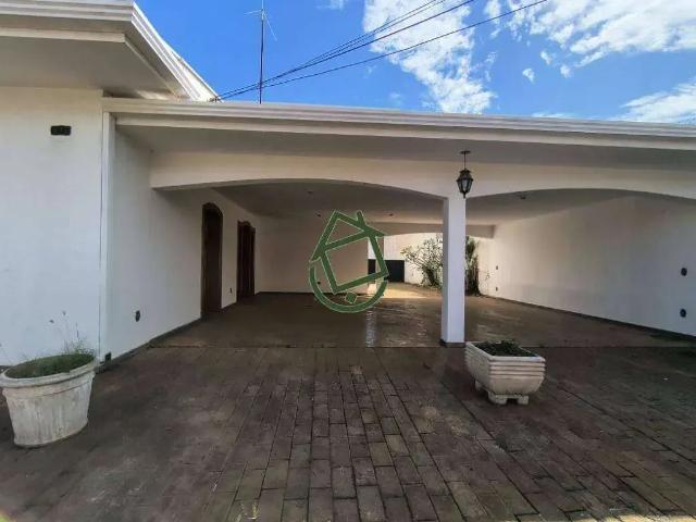 Casa / Sobrado Comercial para Locação em Araraquara/SP Centro 3 Quartos