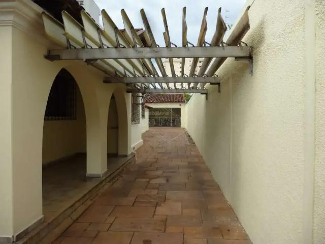 Casa / Sobrado Comercial para Locação em Araraquara/SP Centro
