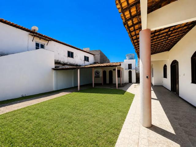 Casa / Sobrado Comercial para Locação em Barra dos Coqueiros/SE Caminho da Praia 2 Quartos