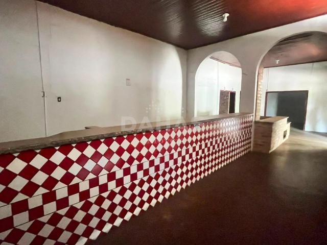 Casa / Sobrado Comercial para Locação em Barretos/SP Pereira