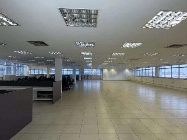 Casa / Sobrado Comercial para Locação em Barueri/SP Alphaville