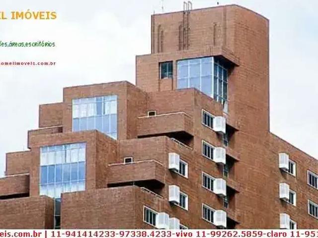 Casa / Sobrado Comercial para Locação em Barueri/SP Alphaville