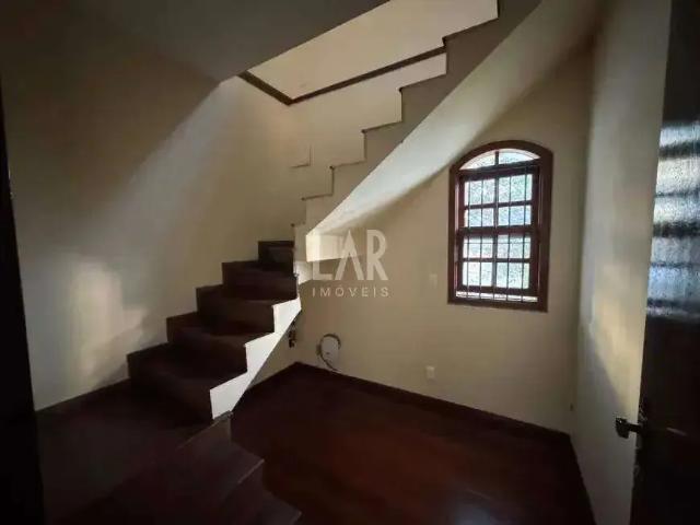 Casa / Sobrado Comercial para Locação em Belo Horizonte/MG Colégio Batista 5 Quartos