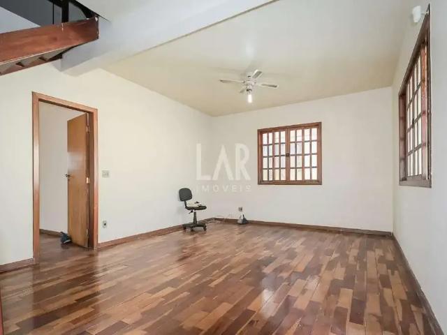 Casa / Sobrado Comercial para Locação em Belo Horizonte/MG Floramar 2 Quartos