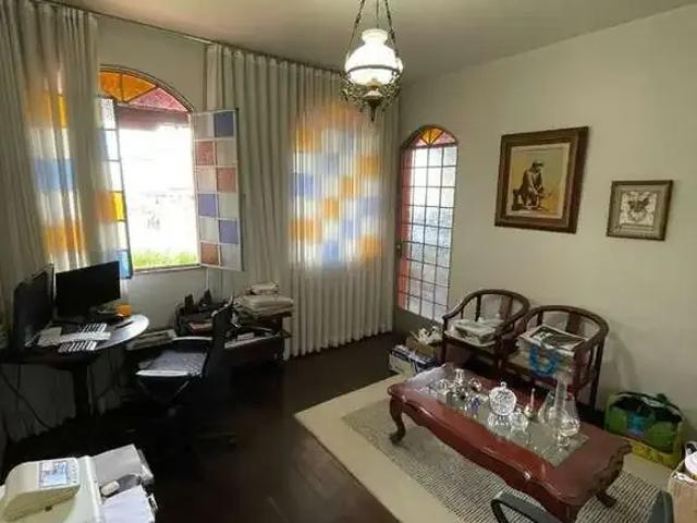 Casa / Sobrado Comercial para Locação em Belo Horizonte/MG Ouro Preto 3 Quartos