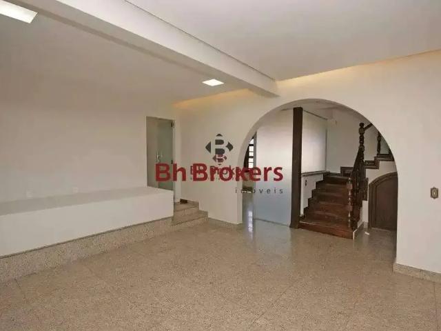 Casa / Sobrado Comercial para Locação em Belo Horizonte/MG Santo Antônio 5 Quartos