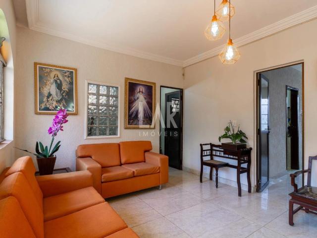 Casa / Sobrado Comercial para Locação em Belo Horizonte/MG Santa Tereza 3 Quartos