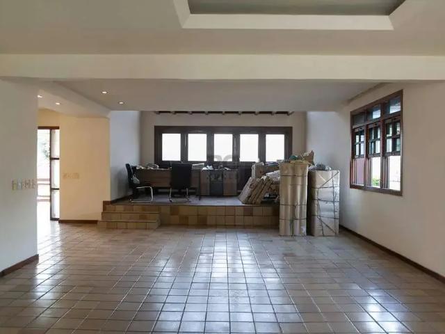 Casa / Sobrado Comercial para Locação em Belo Horizonte/MG Santa Tereza 8 Quartos