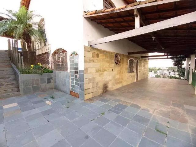 Casa / Sobrado Comercial para Locação em Belo Horizonte/MG Palmeiras 5 Quartos