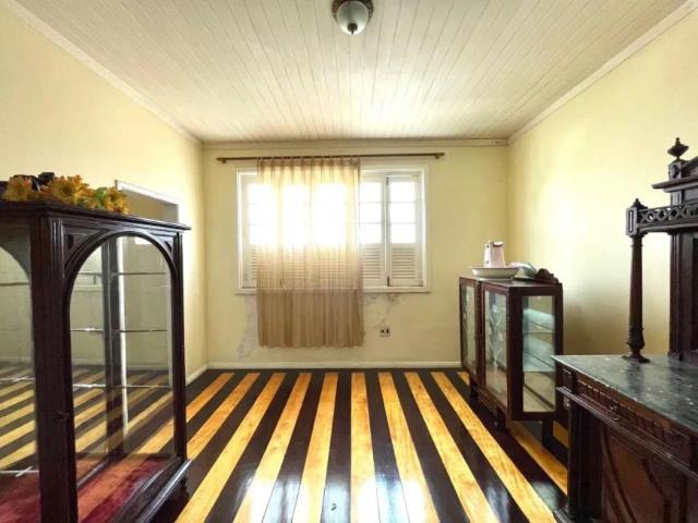 Casa / Sobrado Comercial para Locação em Belém/PA Umarizal 5 Quartos